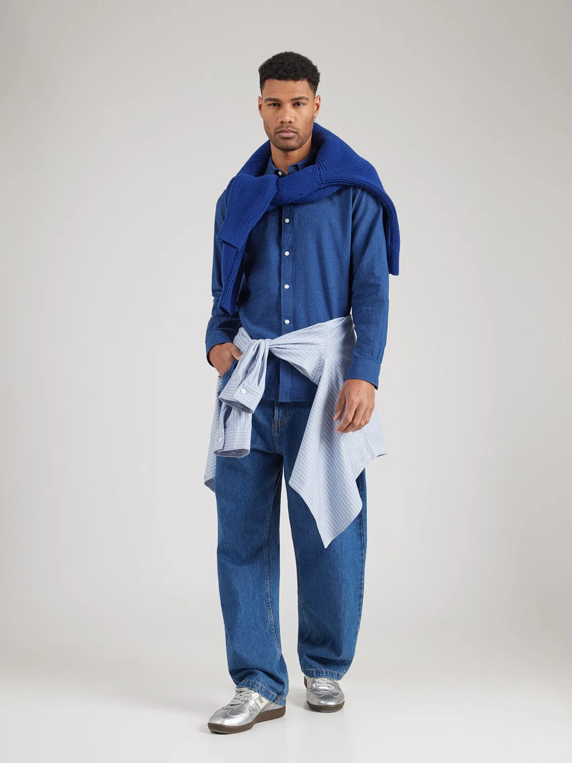 Рубашка Gap Regular fit на пуговицах, цвет генциана — фото 4
