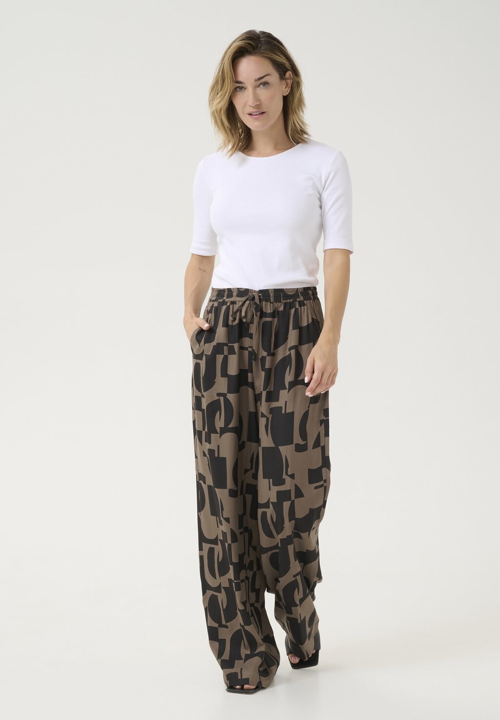 

Брюки KAZIA ELASTIC WAIST Kaffe, черный
