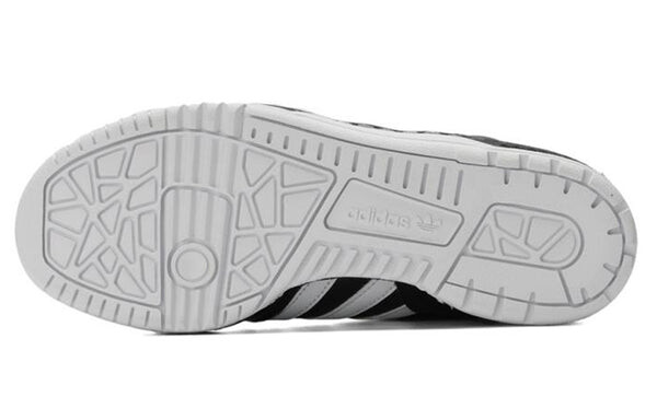 Кроссовки оригиналы metro attitude xl Adidas, черный — фото 4