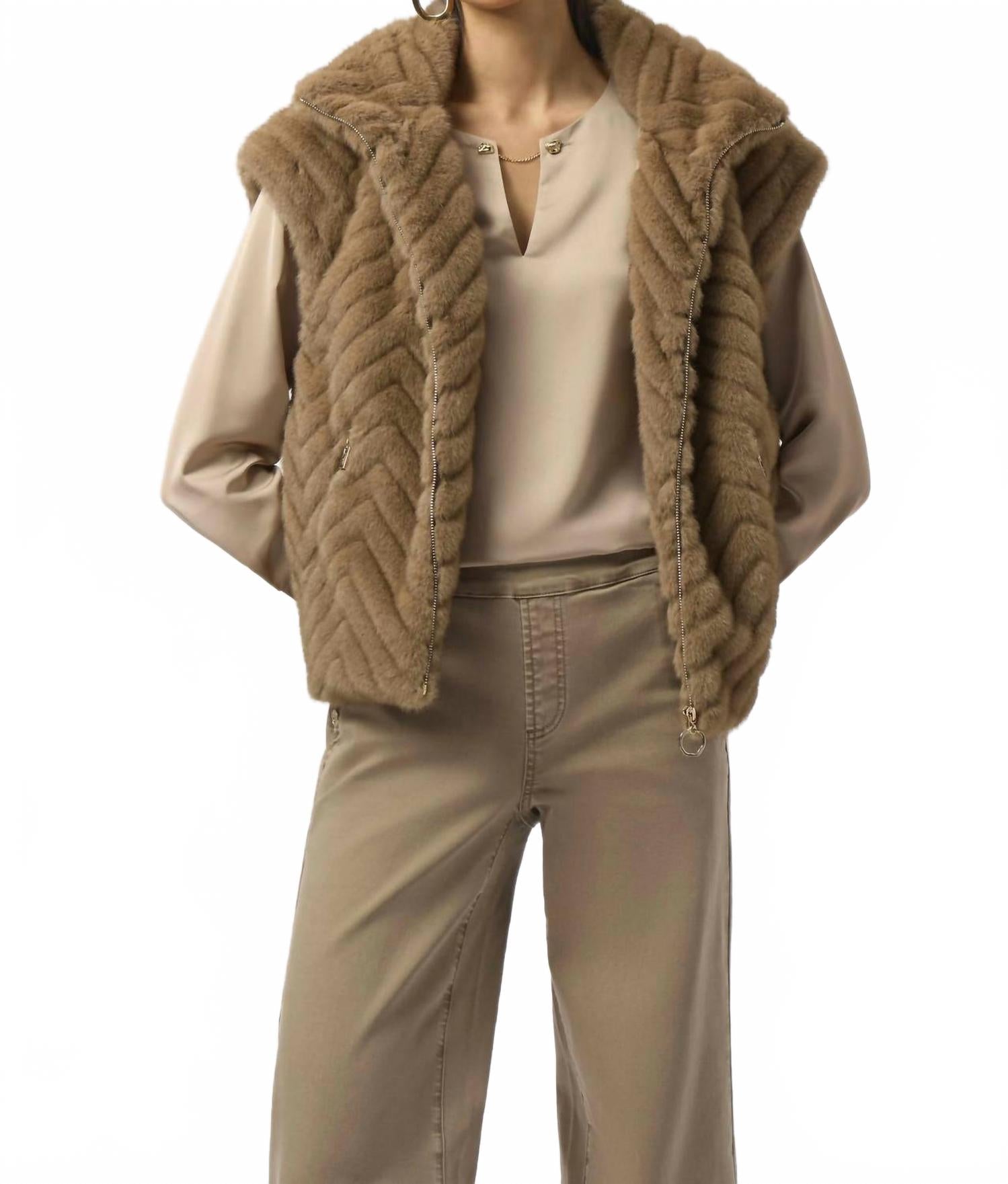 

Joseph Ribkoff Жилет из искусственного меха «шеврон» цвета норки