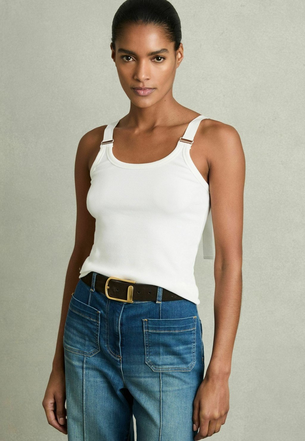 

Топ REGULAR FIT - ISABELLA STRAP Reiss, белый