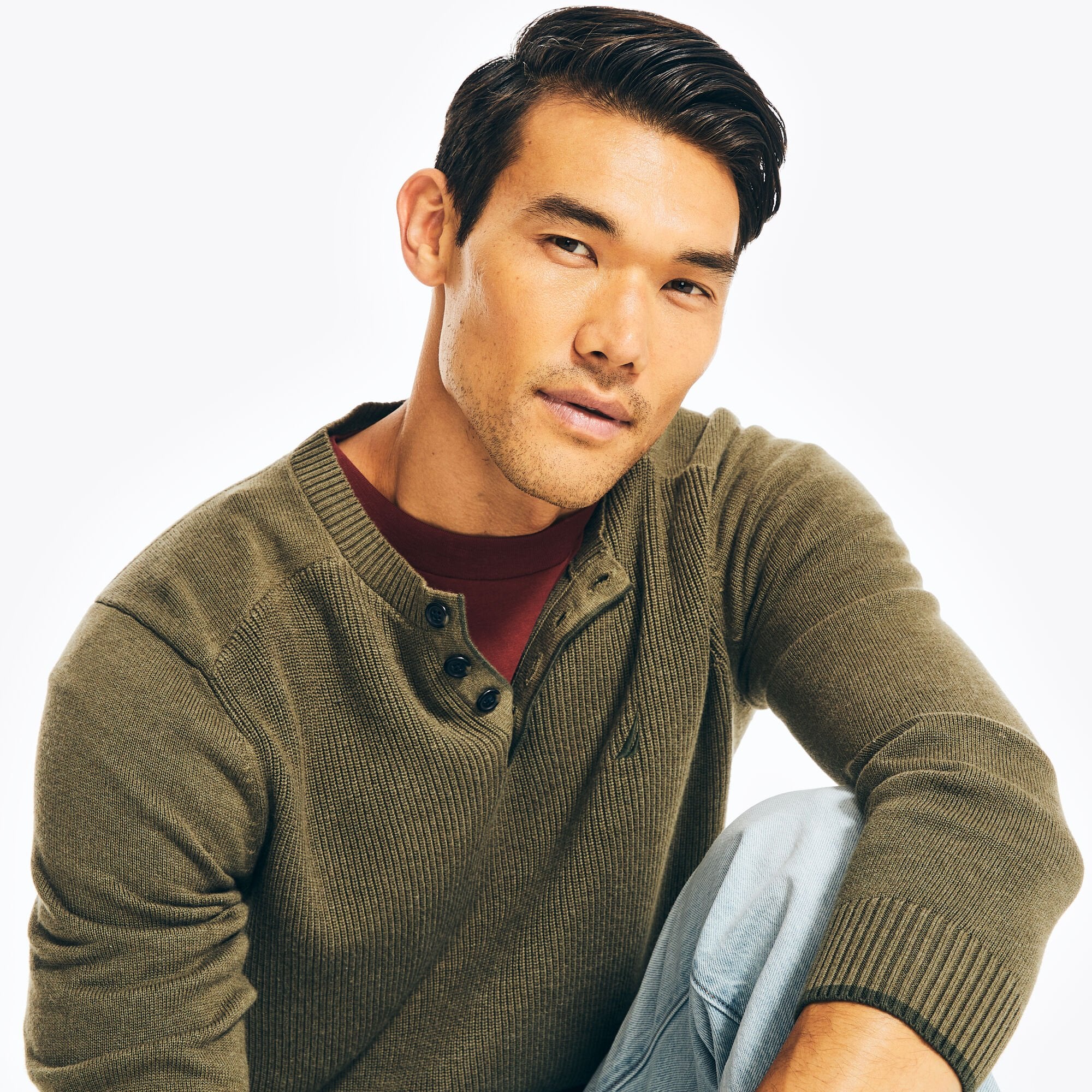 

Мужской свитер с длинными рукавами Nautica Henley, цвет hillside olive htr b0610
