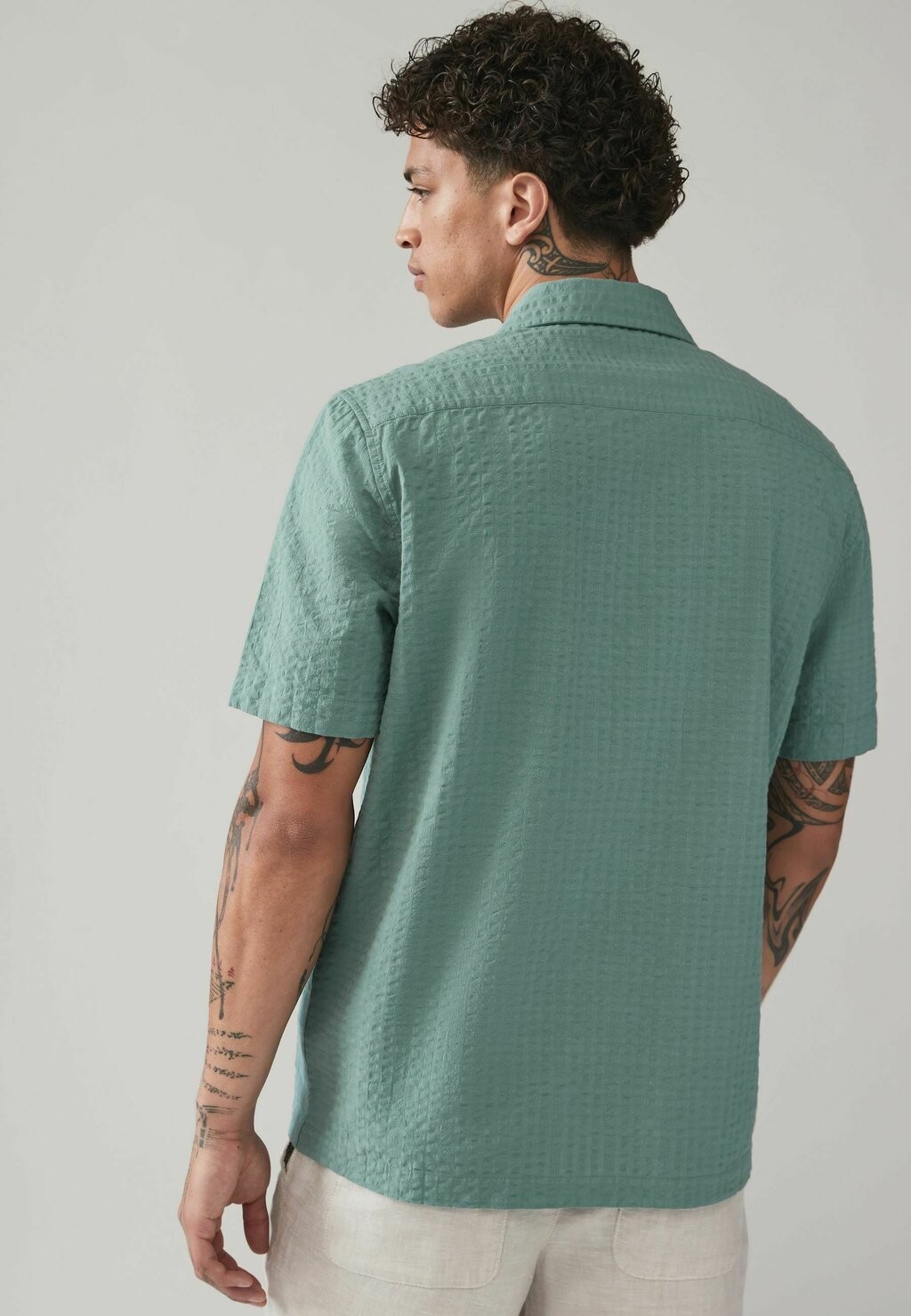 

Рубашка SHORT SLEEVE REGULAR FIT Next, зеленый