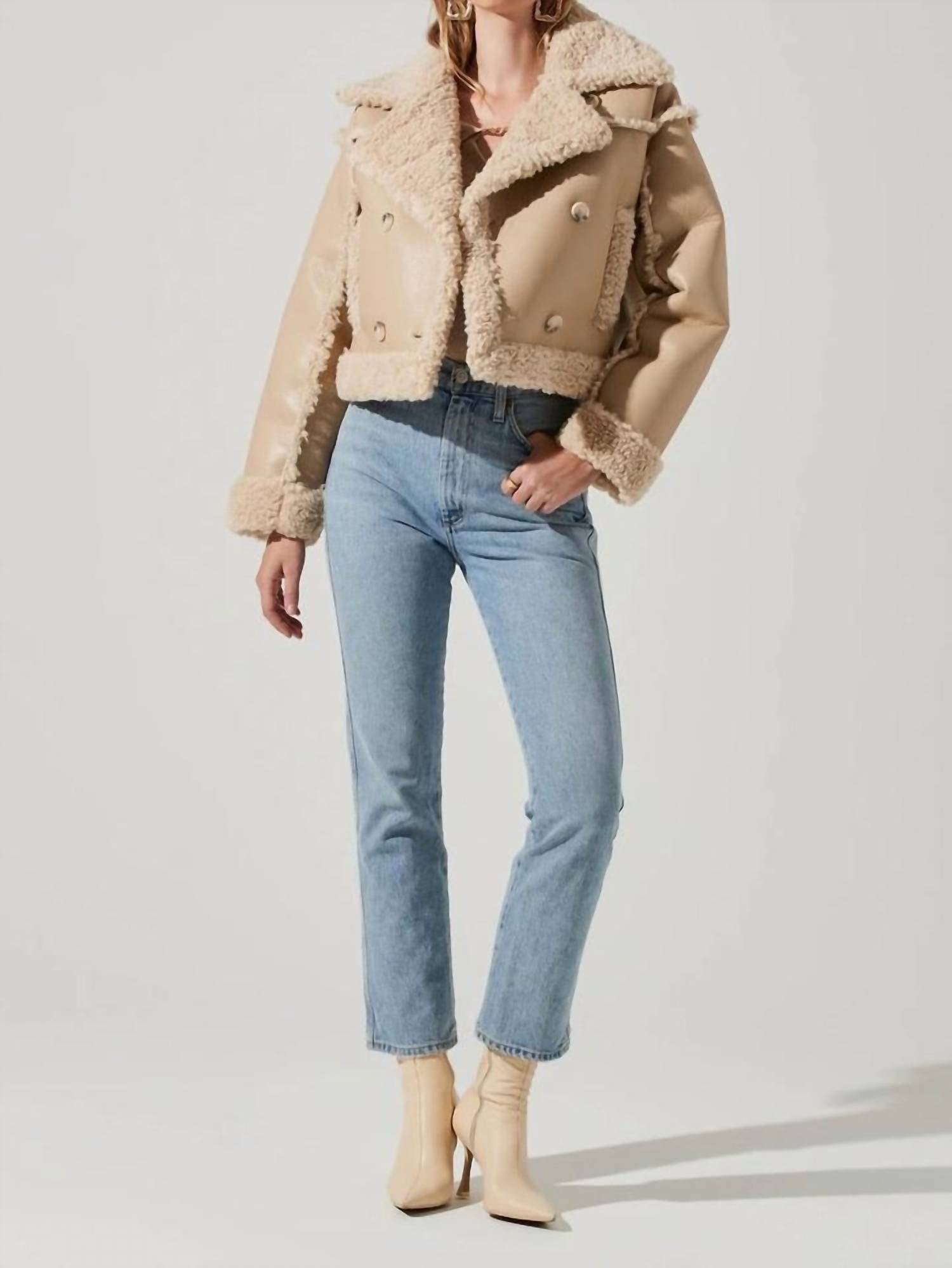 

Кожаная куртка Luciana в бежевом цвете ASTR