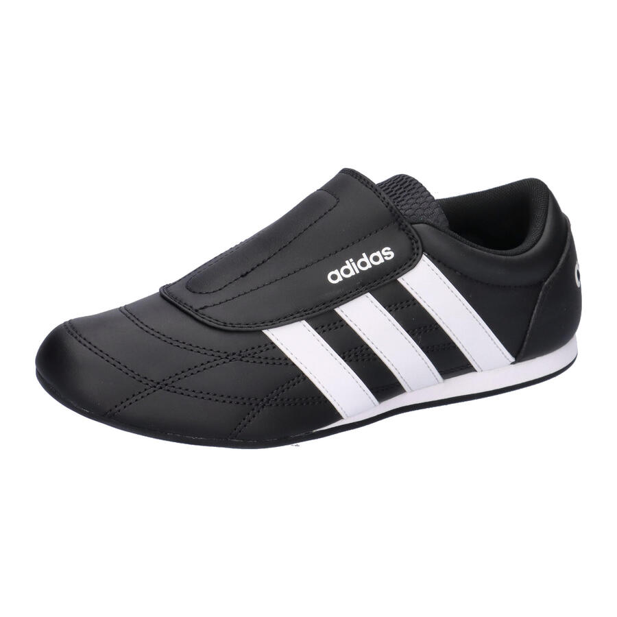 Женские кроссовки adidas TEKWEN