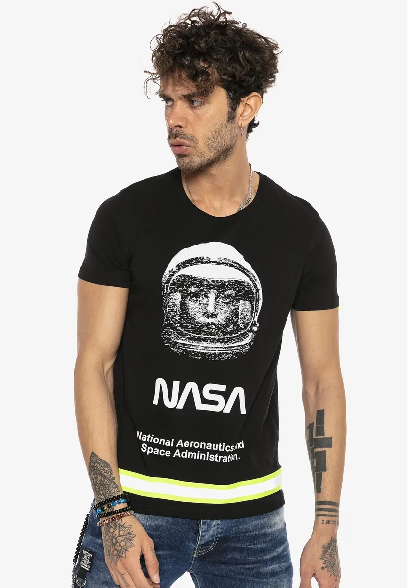 

Футболка RedBridge "Visalia" с модным принтом NASA, черный