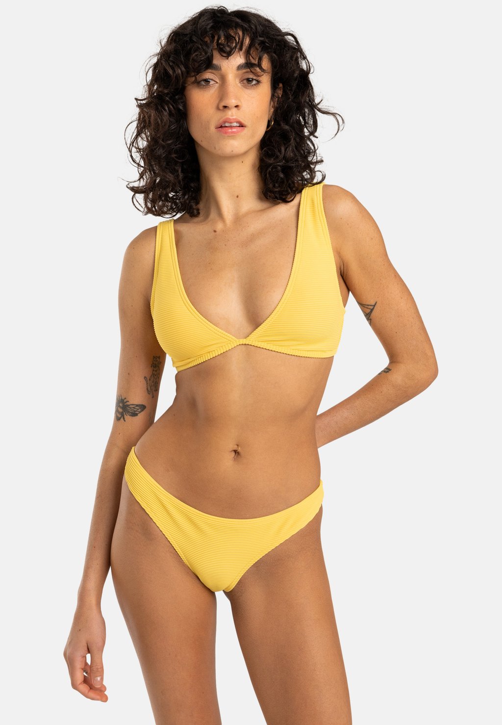 

Верх бикини TANLINES - MIT MITTLERER BEDECKUNG Billabong, желтый
