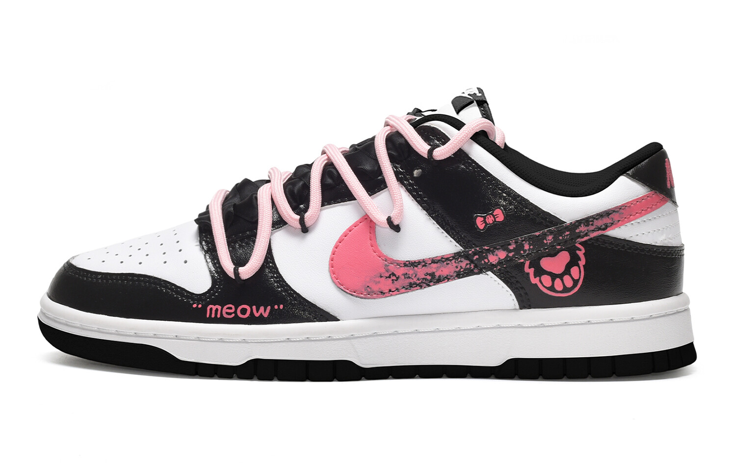 

Женские кроссовки для скейтбординга Nike Dunk, Black/Pink