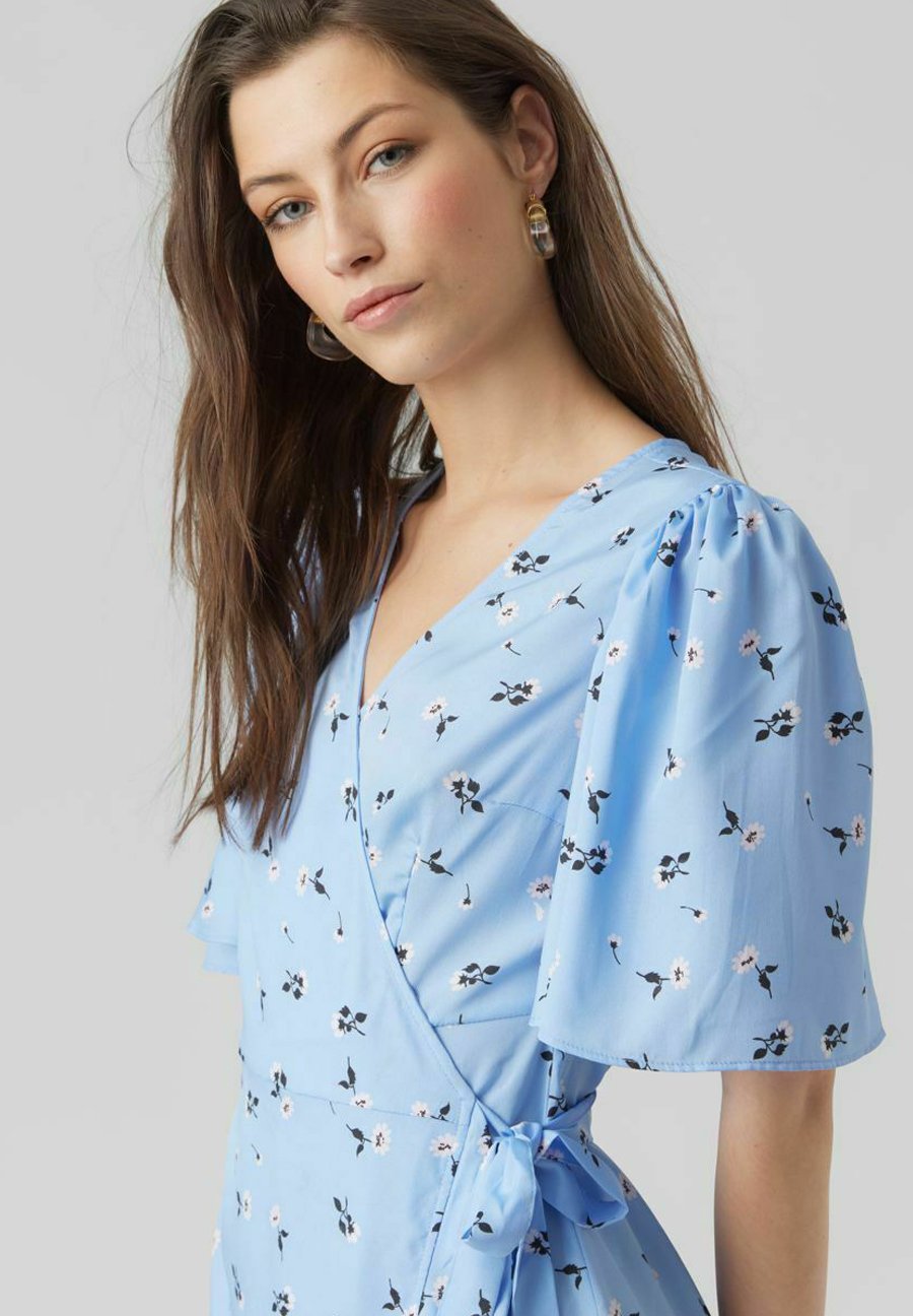 

Повседневное платье Vero Moda, синий