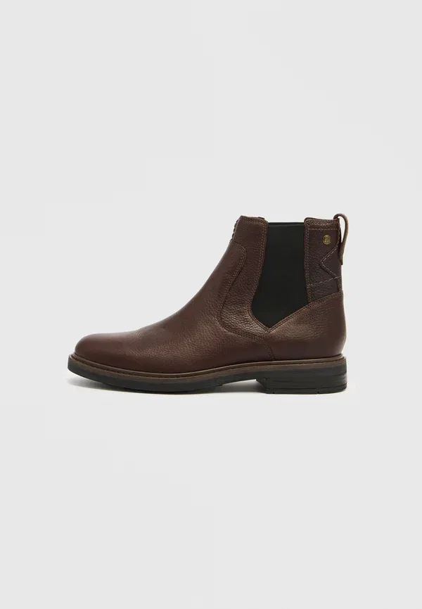 Ботинки Clarks Newford classic ankle boots, коричневая кожа