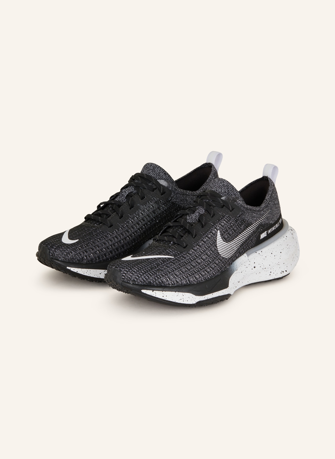 

Кроссовки Invincible 3 Nike, черный