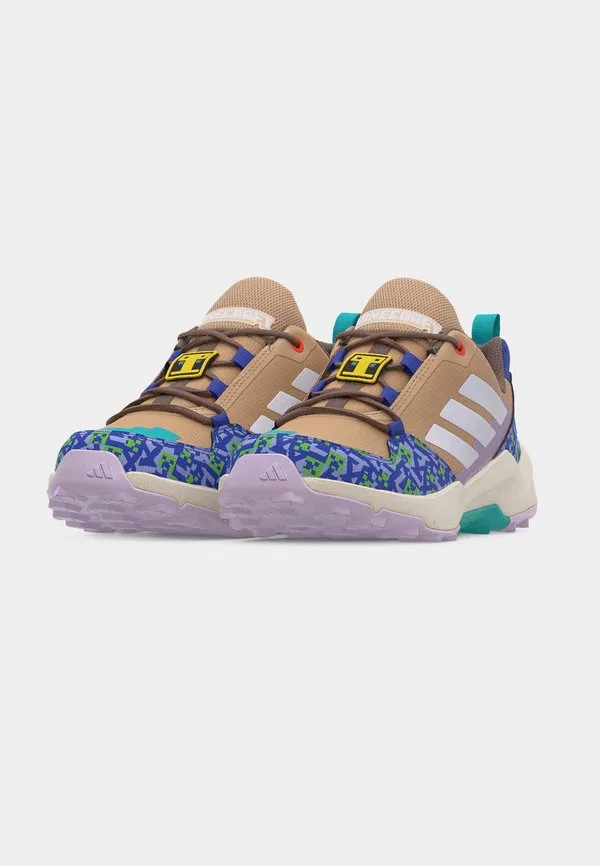 Походные ботинки ax4r для minecraft Adidas Terrex, Magic Beige/Footwear White/Semi Impact Orange — фото 3