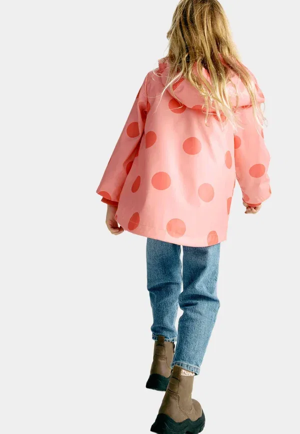 Пальто-рыбачка 3 в 1 с горошком (2-8 лет) с жилетом Marks & Spencer, средне-коралловый — фото 3