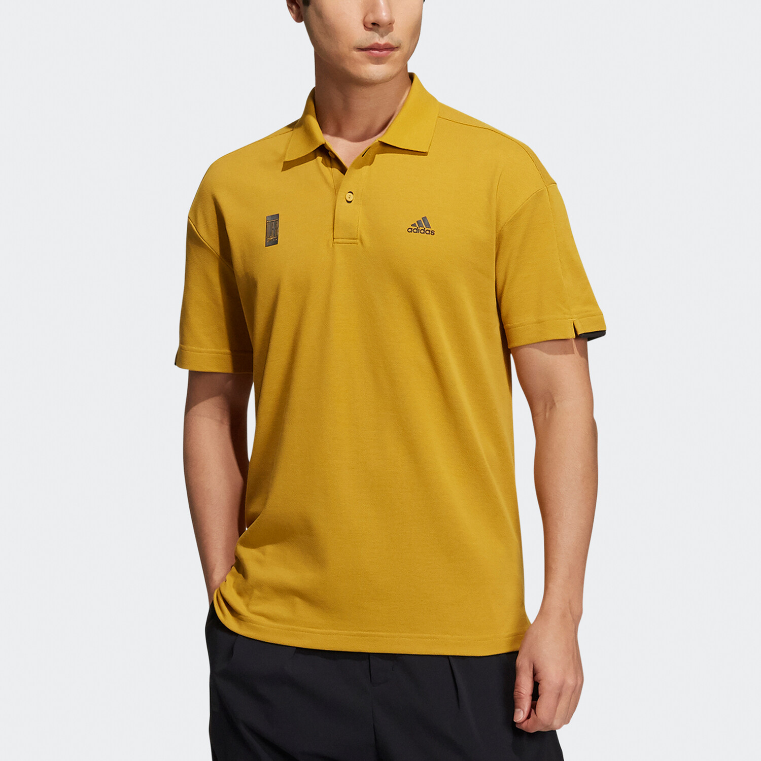 Рубашка поло мужская золотая Adidas, цвет Gold — фото 2