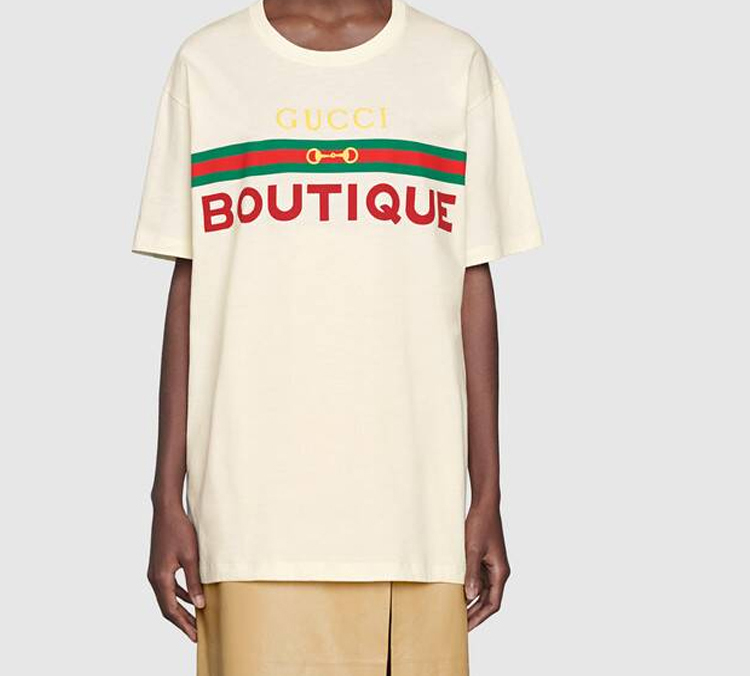 Футболка хлопковая с принтом аутлет белая GUCCI, экрю — фото 4