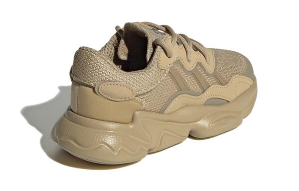 Кроссовки Adidas Ozweego, коричневый — фото 4
