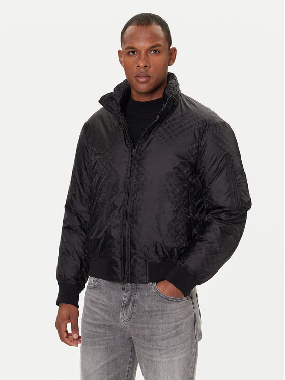 

Куртка-бомбер regular fit XM001088 AF16592 FC022 Armani Exchange, черный