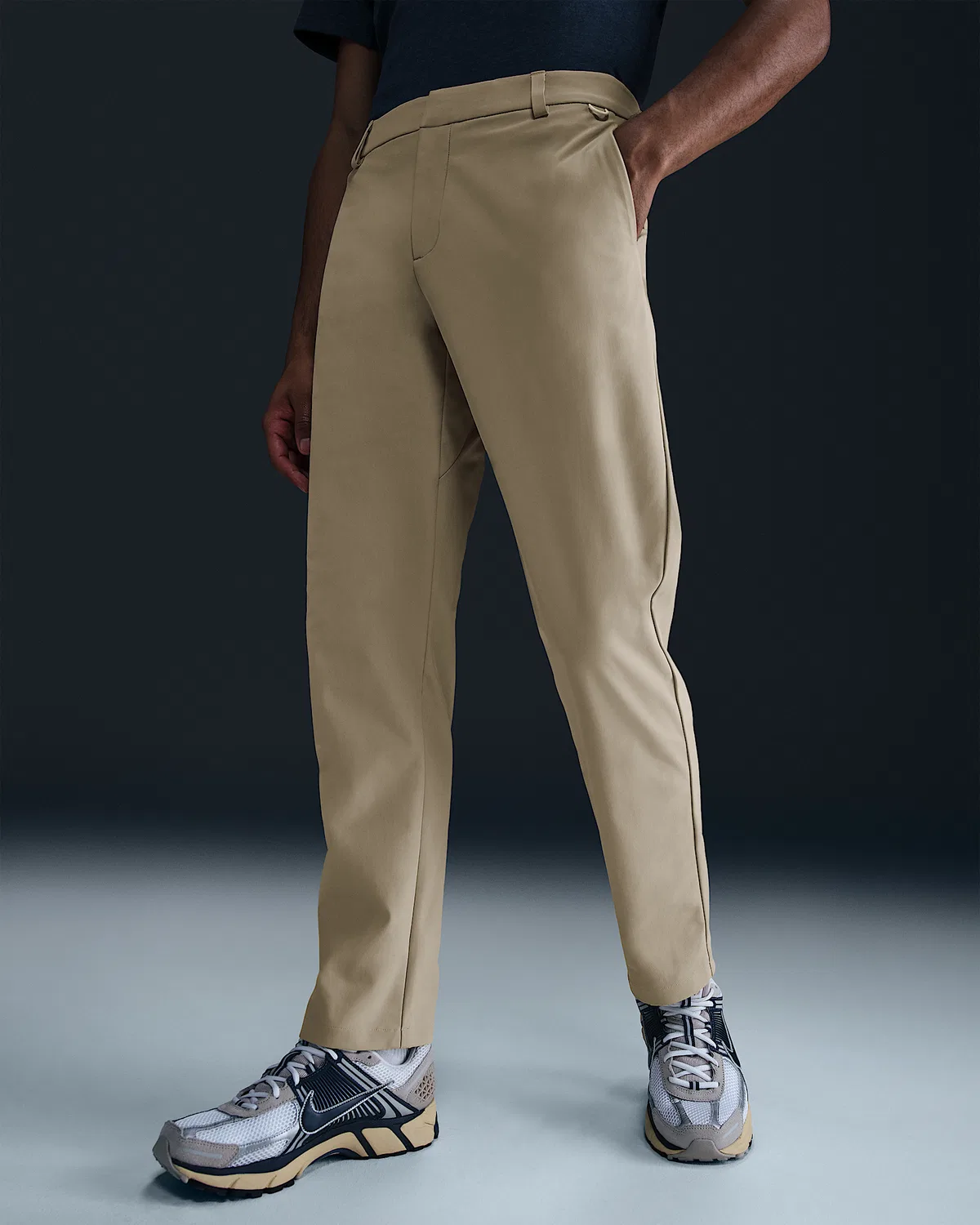 Мужские брюки чинос Dri-FIT Regular Nike 24.7 PerfectStretch, Desert Khaki/Sail/Khaki — фото 2