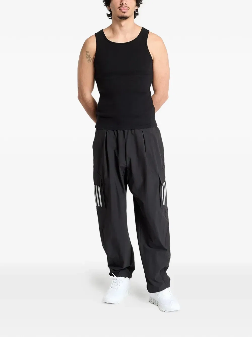 Брюки Petronas Formula One Team 3-Stripe из коллаборации с Mercedes-AMG Adidas, черный — фото 2