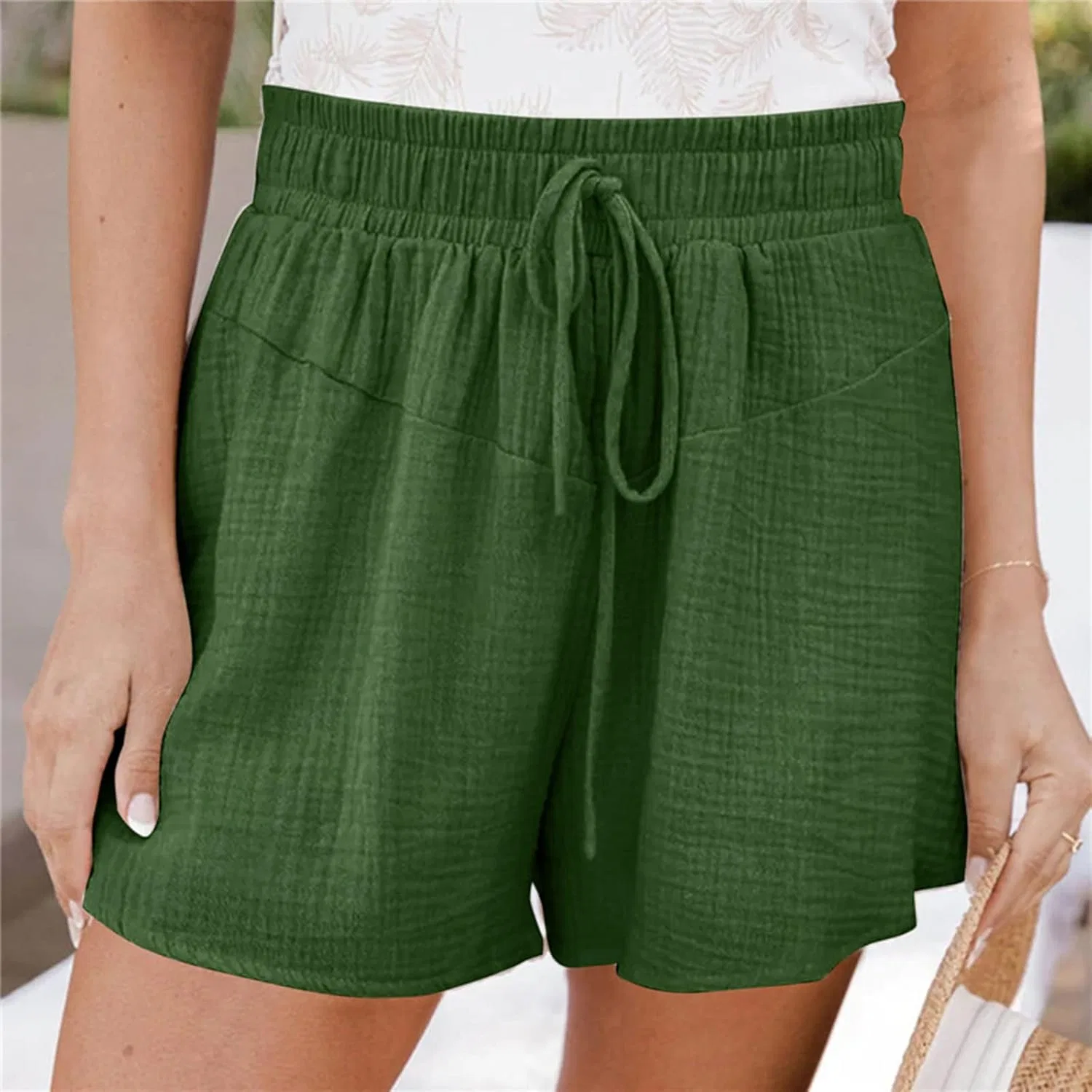 Женские шорты для активного отдыха, свободные с карманами, A03_green — фото 2