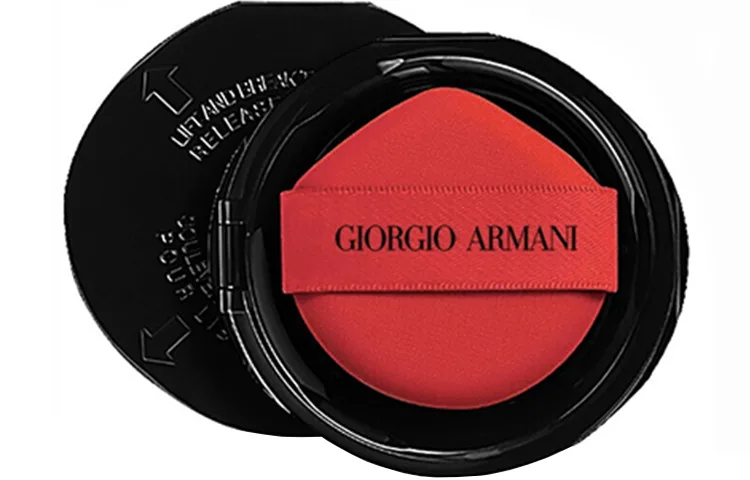 GIORGIO ARMANI ARMANI Light Cushion Essence Air Cushion Replacement Kit, тональная основа с эффектом консилера, 15 г, Old Version #02 Ivory White, Suitable for Fair-Skinned Skin — фото 4
