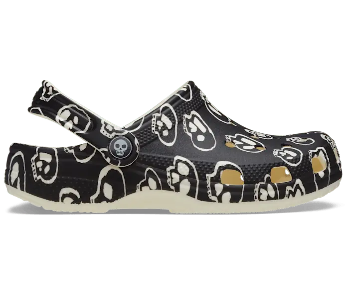 

Детские классические светящиеся в темноте сабо с черепами Crocs, черный