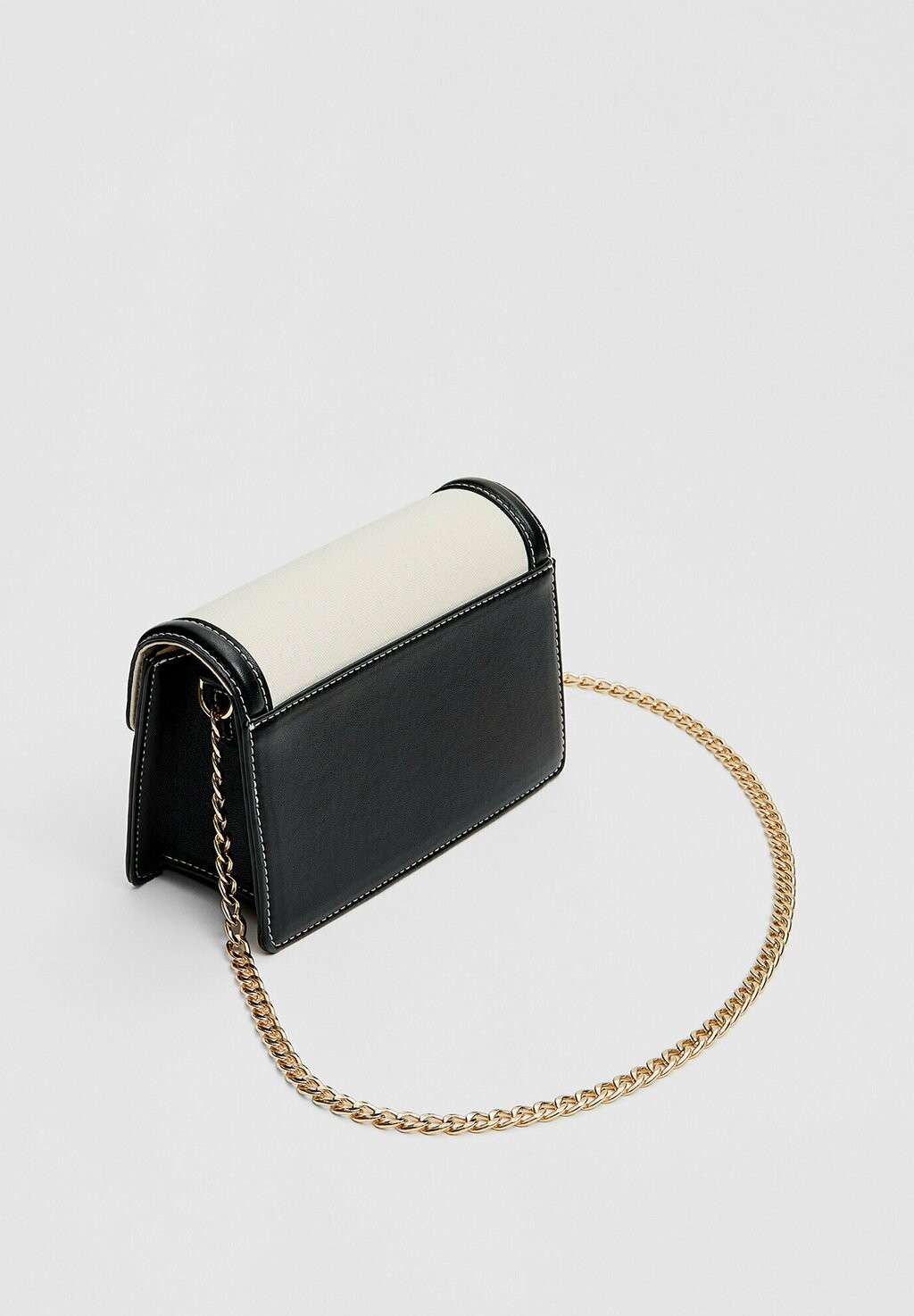 

Сумка через плечо CONTRAST WITH BUCKLE Stradivarius, бежевый