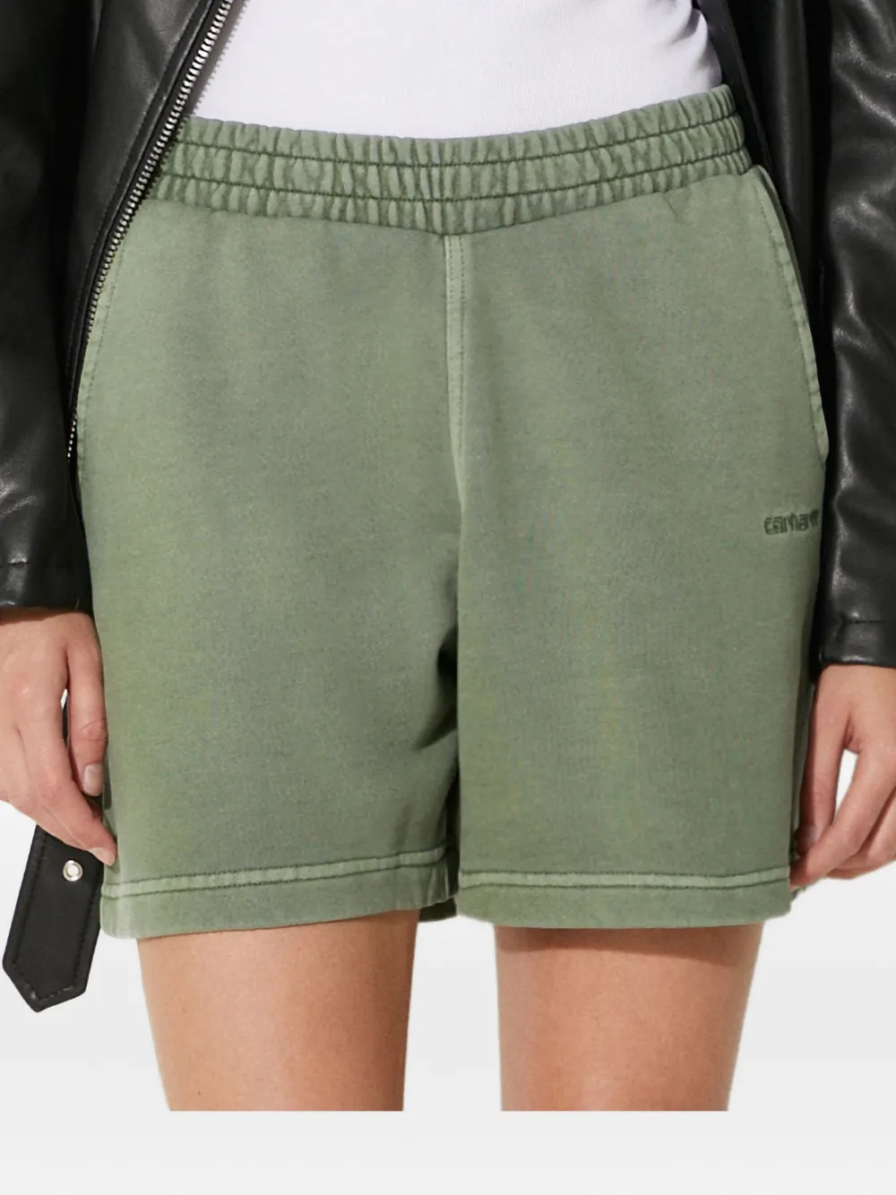 

Спортивные шорты Duster с вышивкой Script Carhartt Wip, зеленый