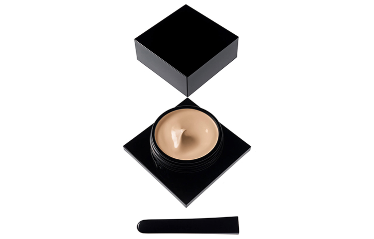 

LUDANSHI тональный крем с эффектом сияния и увлажняющей формулой Serge Lutens, i10