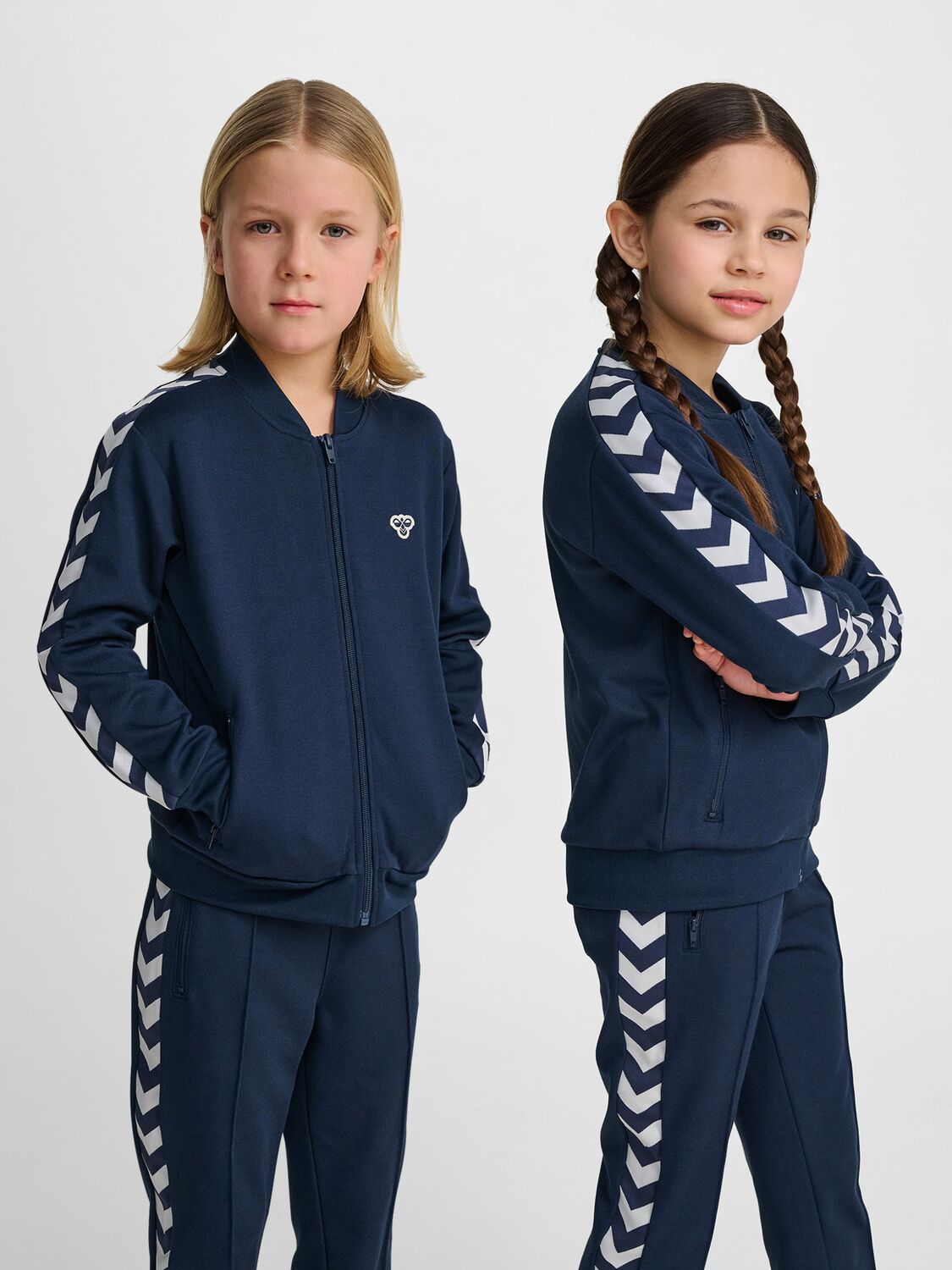 Hummel Толстовка с молнией 'Archive' в цвете Navy — фото 4