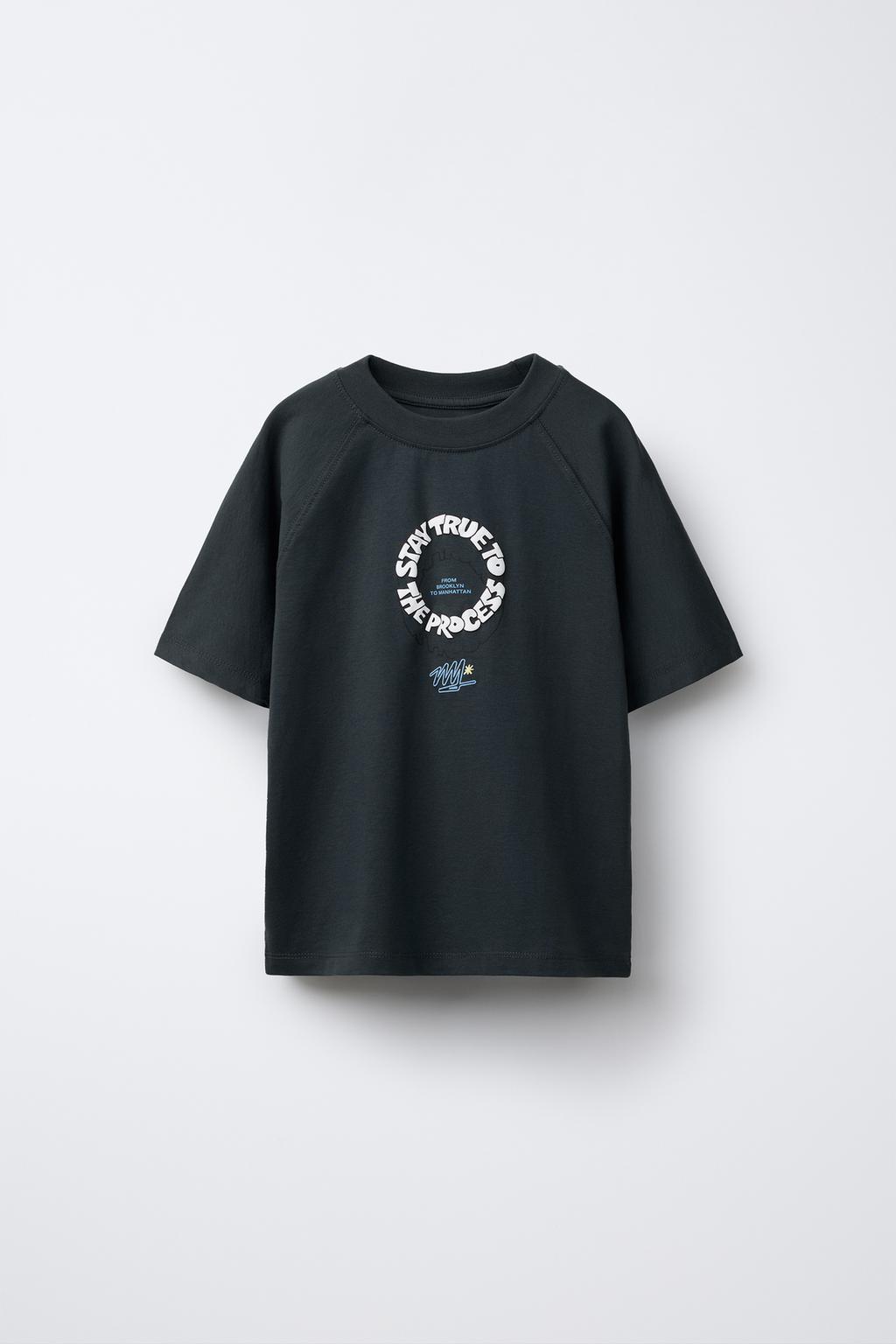 

Футболка с принтом граффити ZARA, цвет Dark anthracite