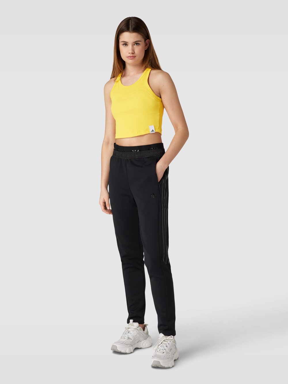 

Укороченный топ в рубчик ADIDAS SPORTSWEAR, желтый