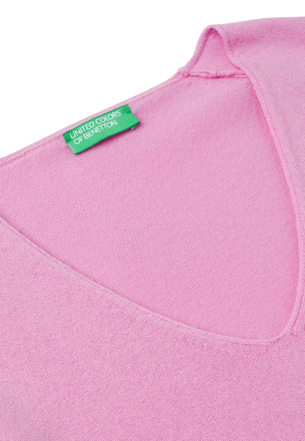 

Джемпер V NECK WITH FINISHES REGULAR FIT United Colors of Benetton, розовый