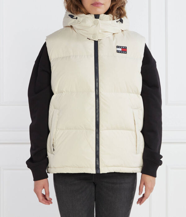 

Жилет женский Tommy Jeans пуховый с капюшоном, бежевый
