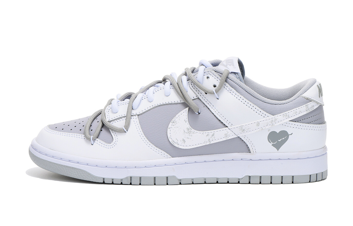 

Кроссовки Nike Dunk Skateboard Shoes Men Low-Top Gray