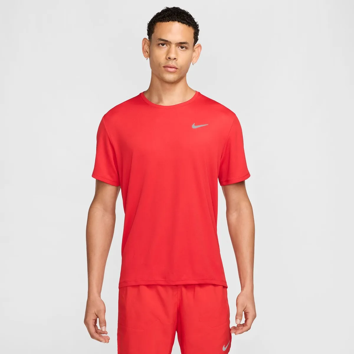 

Мужская футболка Miler Nike, красный