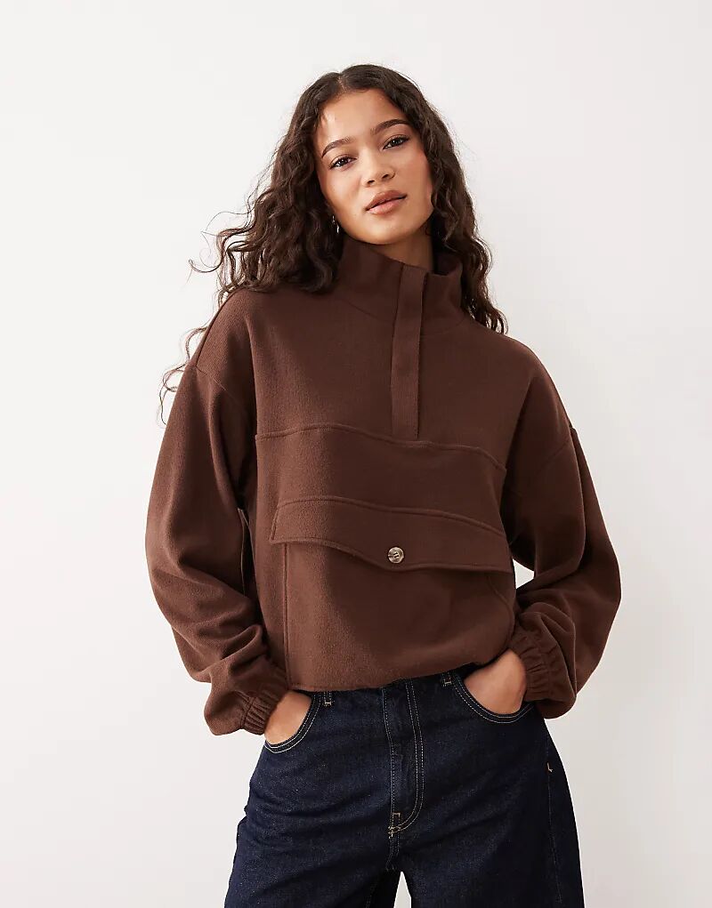 

Супермягкий топ ASOS DESIGN с воротником-стойкой и подолом-пузырьком кофейного цвета