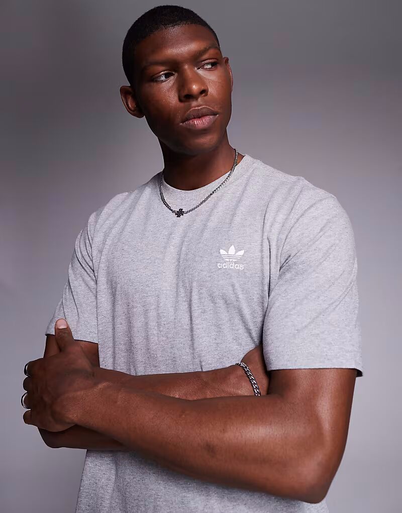 

Футболка Adidas Originals Trefoil Essentials серого цвета