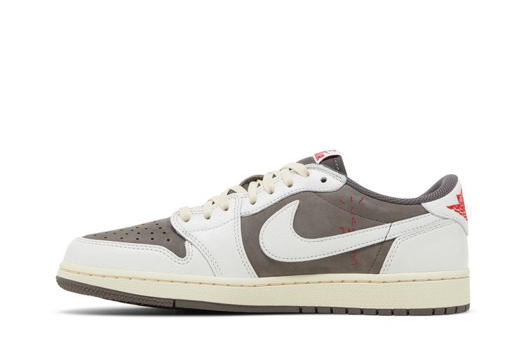 Кроссовки Air Jordan Travis Scott x Air Jordan 1 Retro Low OG 'Reverse Mocha' Sample, белый — фото 4