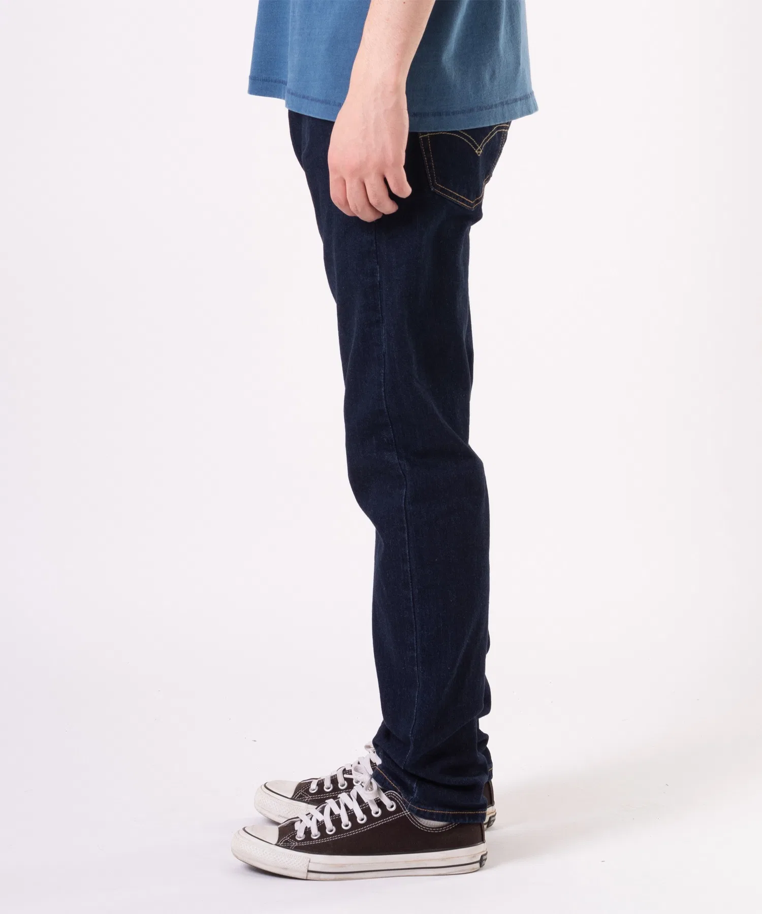 Джинсы Levi's 502™ зауженного кроя, темно-синие. — фото 2