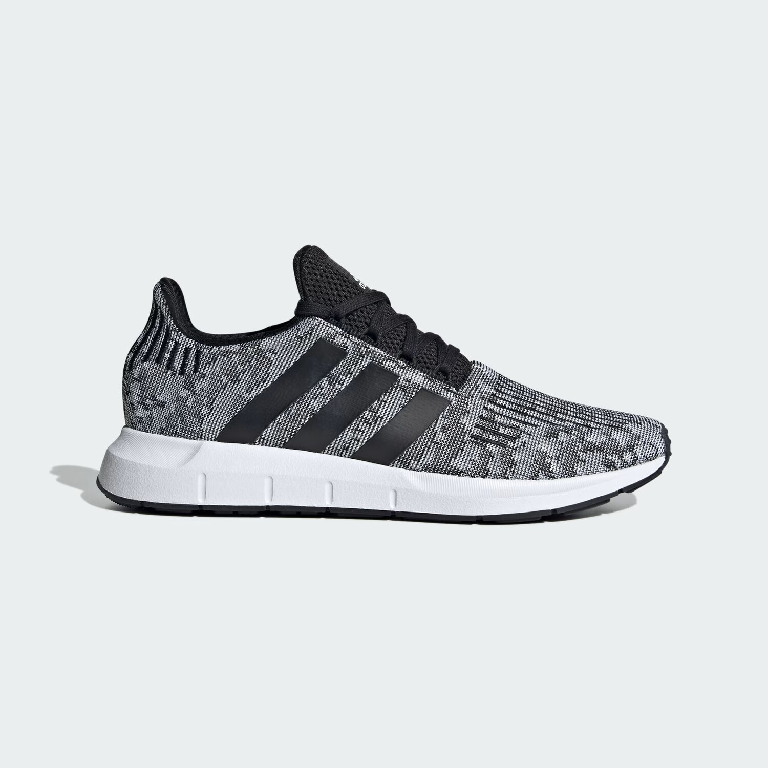 

Кроссовки Swift Run 1.0 Adidas, цвет Core Black/Core Black/Cloud White