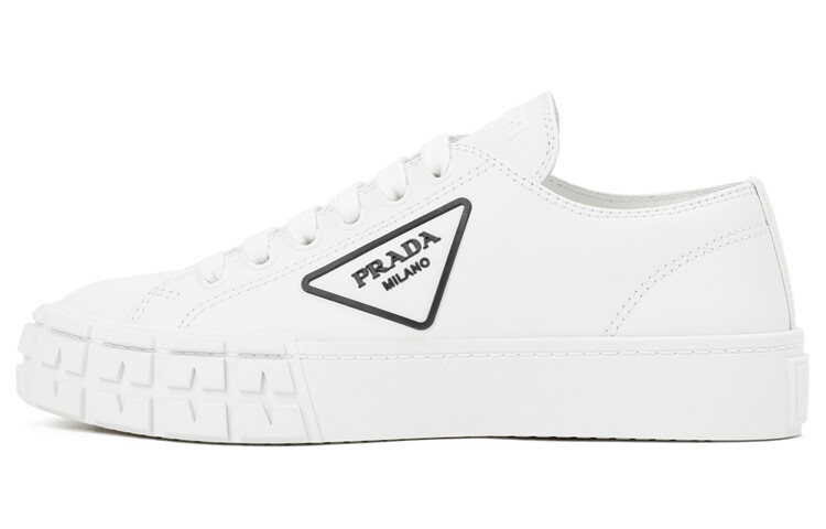Кроссовки женские Prada Skateboard, белый / черный