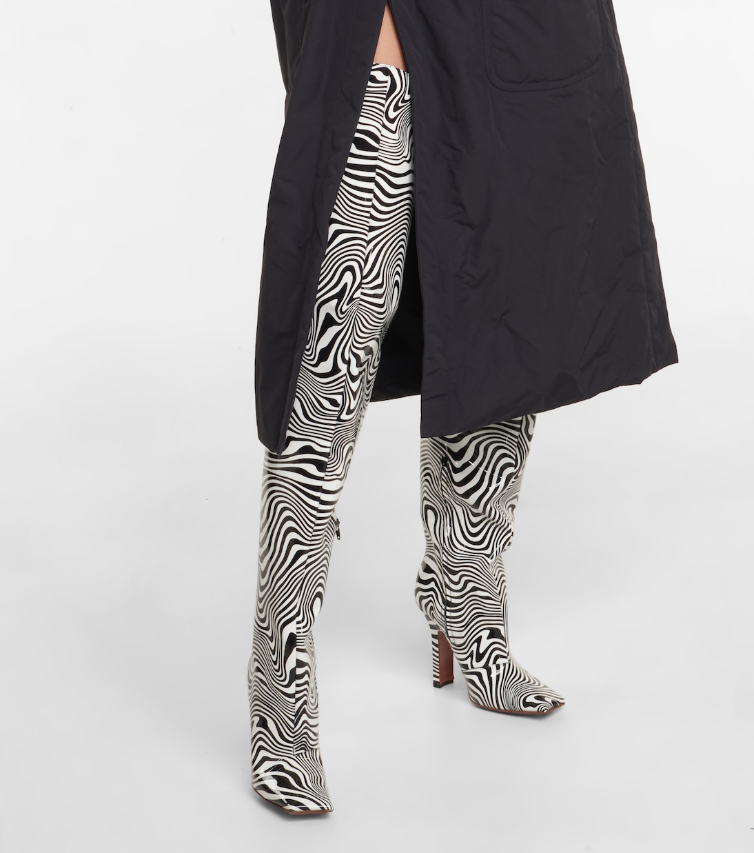 Сапоги выше колена с принтом зебры Vetements, Zebra Print — фото 4
