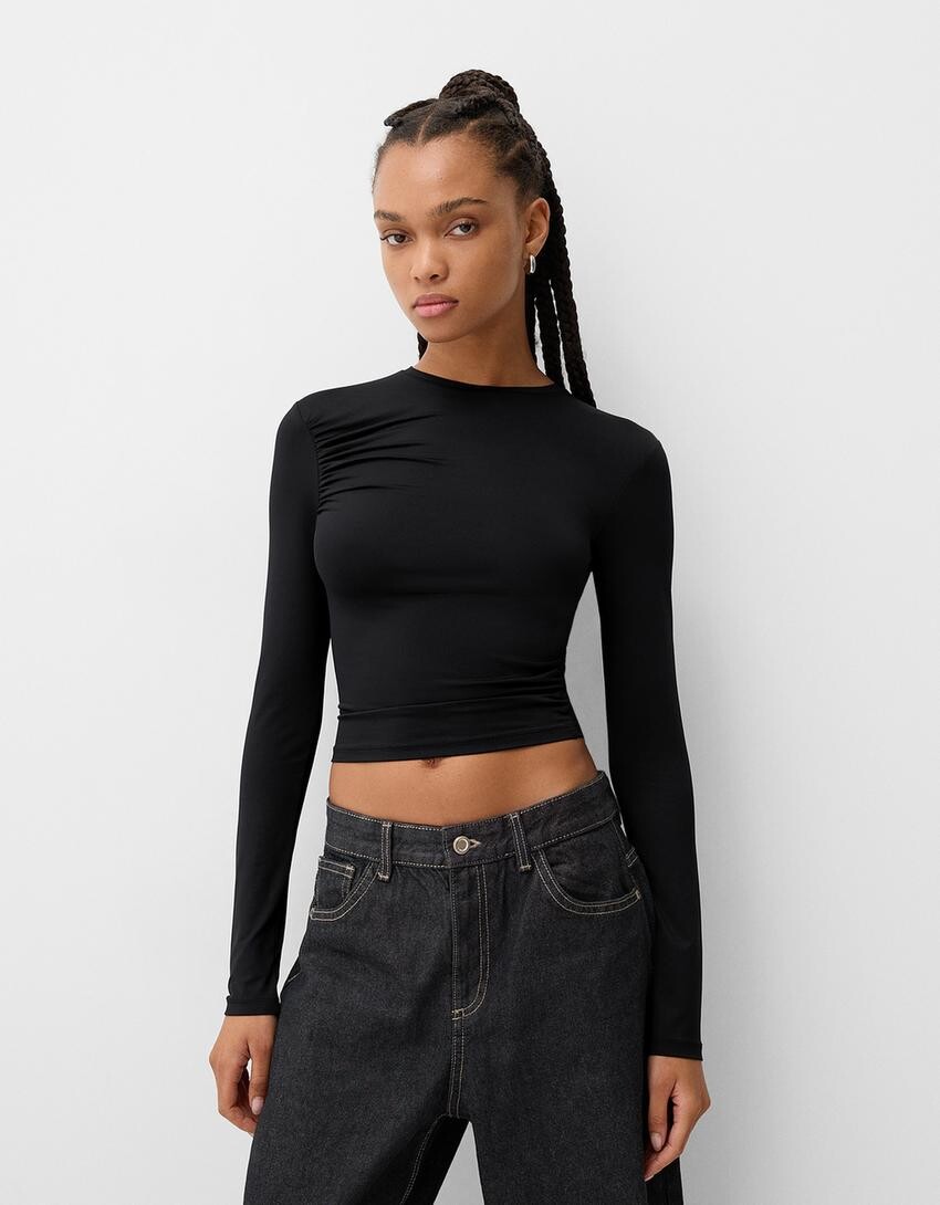 

Футболка с длинным рукавом и сборками Bershka, черный