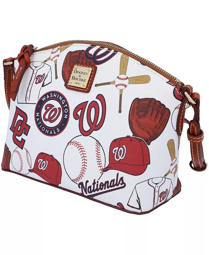 

Сумка кросс-боди Washington Nationals Gameday Suki с клатчем на запястье среднего размера Dooney & Bourke
