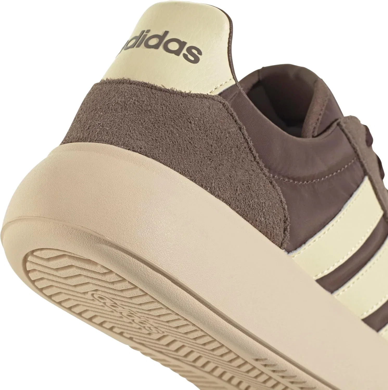 Кроссовки унисекс Adidas Barreda Decode — фото 4