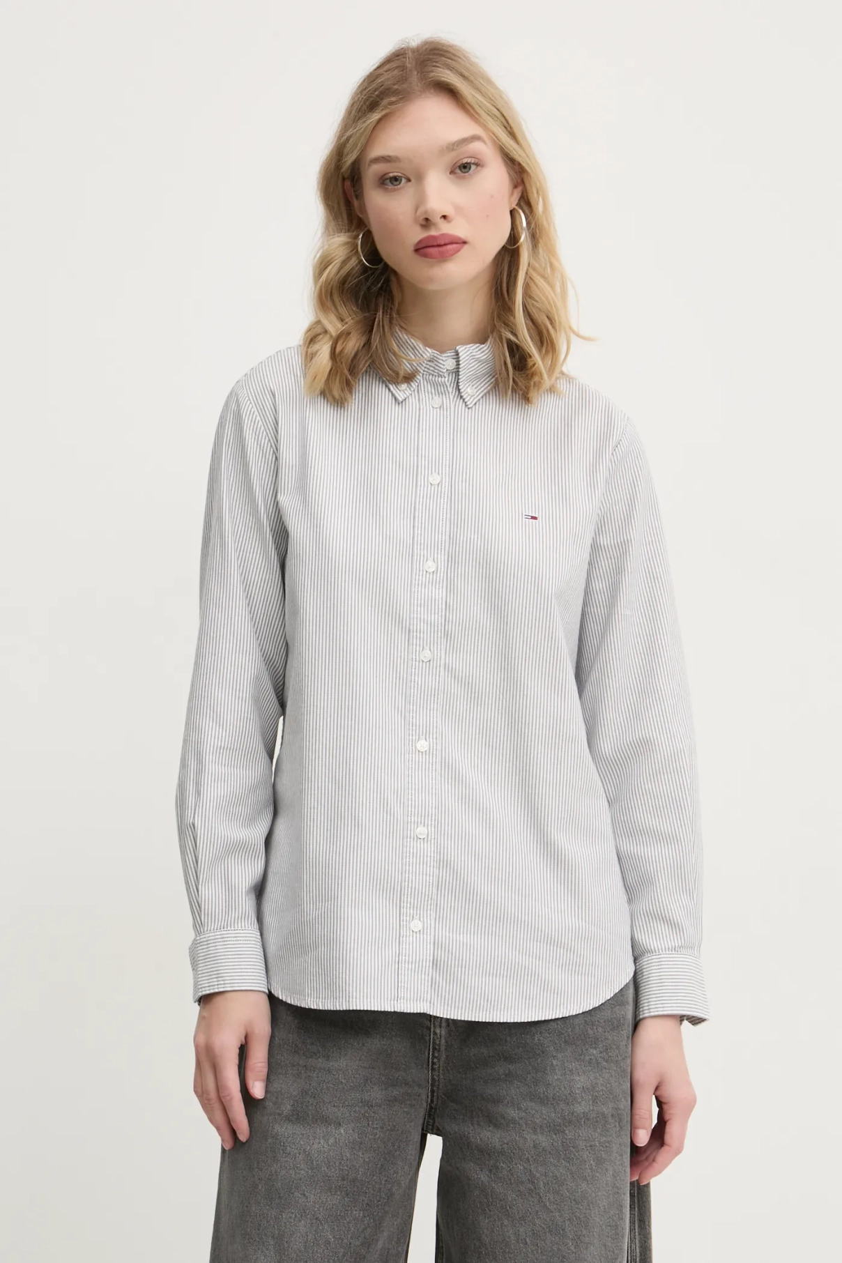 

Хлопковая рубашка Tommy Jeans, серый