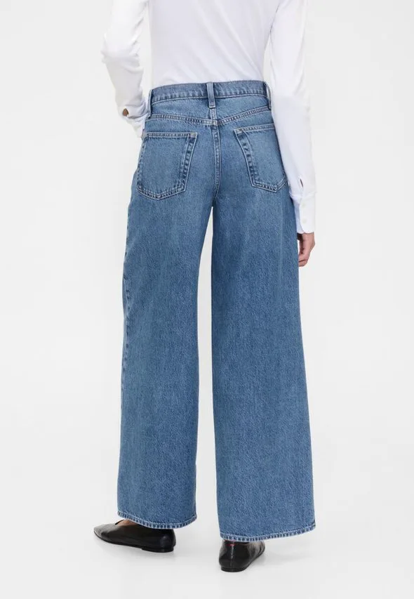 Широкие широкие штанины свободного кроя Gap, Medium Wash — фото 3
