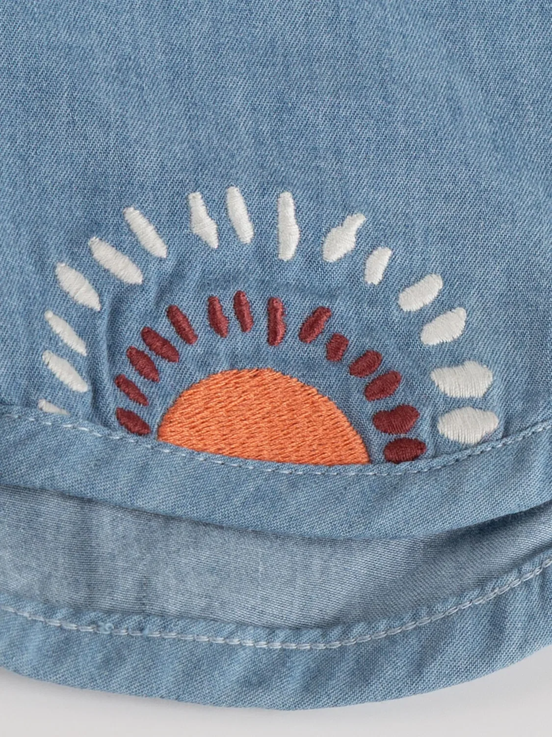 Джинсовые брюки Sigikid Regular Pants Chambray-Shorts Savanne синего цвета — фото 2