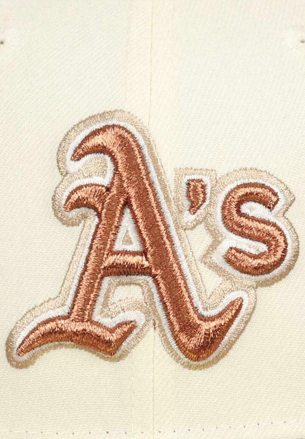 

Кепка Oakland Athletics Mlb Two Tone Cooperstown Chrome 59Fifty Base New Era, белая